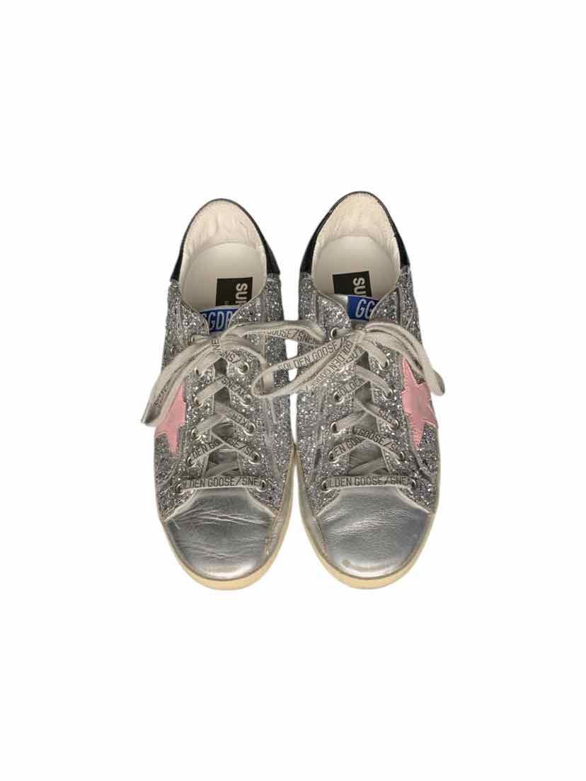 Golden Goose Size 39 Sneaker