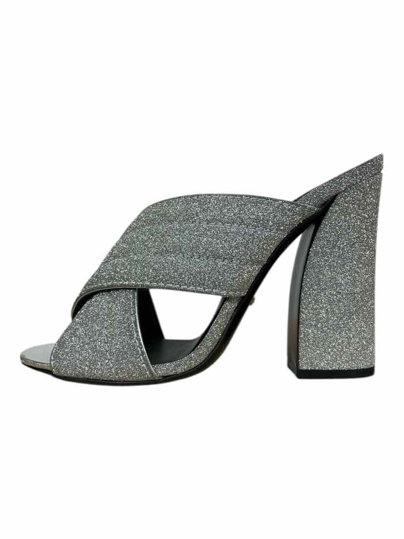 Gucci Size 39 Sandals