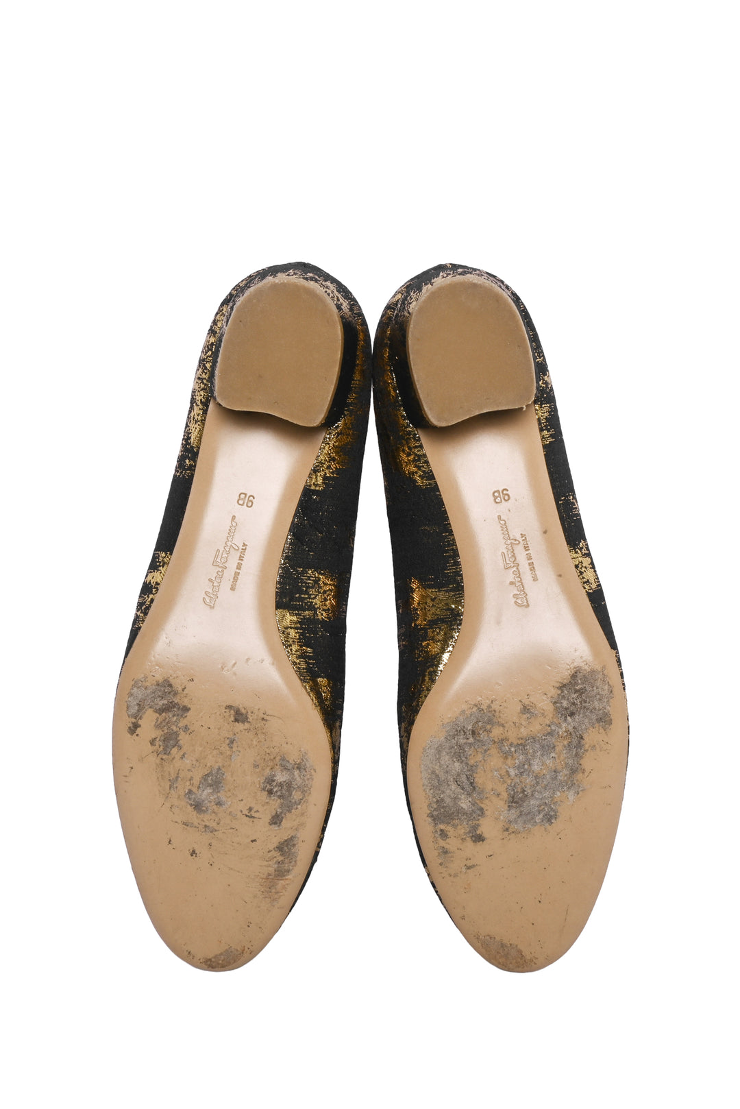Salvatore Ferragamo Size 9 Pumps