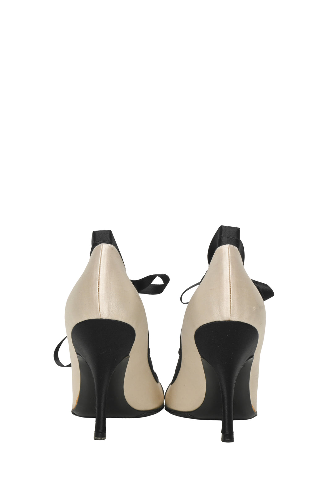 Chanel Size 38.5 Vintage 2004 Lace Up Pumps
