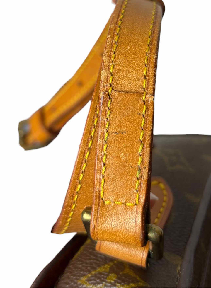 Louis Vuitton Vintage Monogram Saint Cloud Crossbody