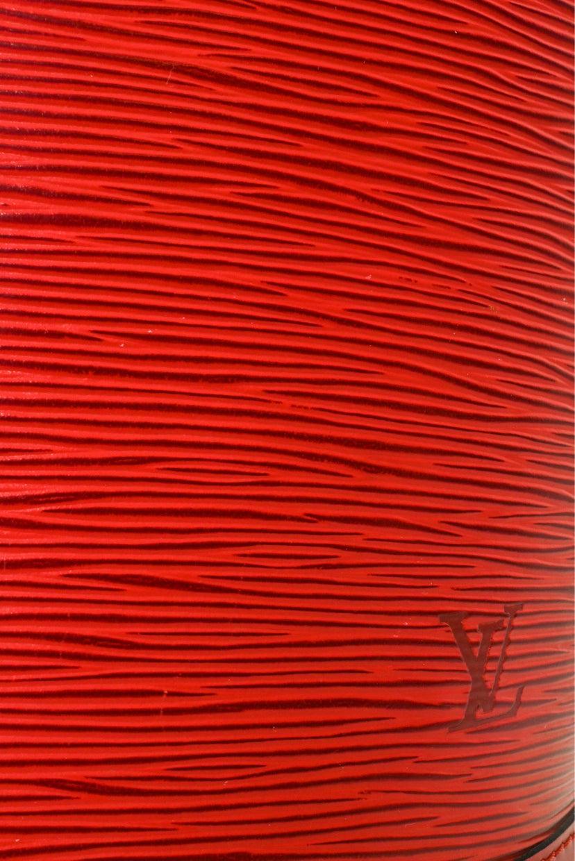 Louis Vuitton Vintage 1994 Epi Leather Cluny Bucket Shoulder Bag