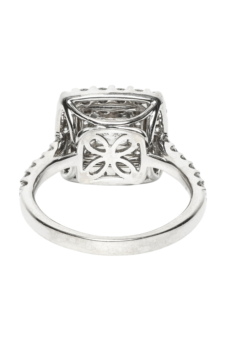 14K White Gold Multi Diamond Size 7 Ring