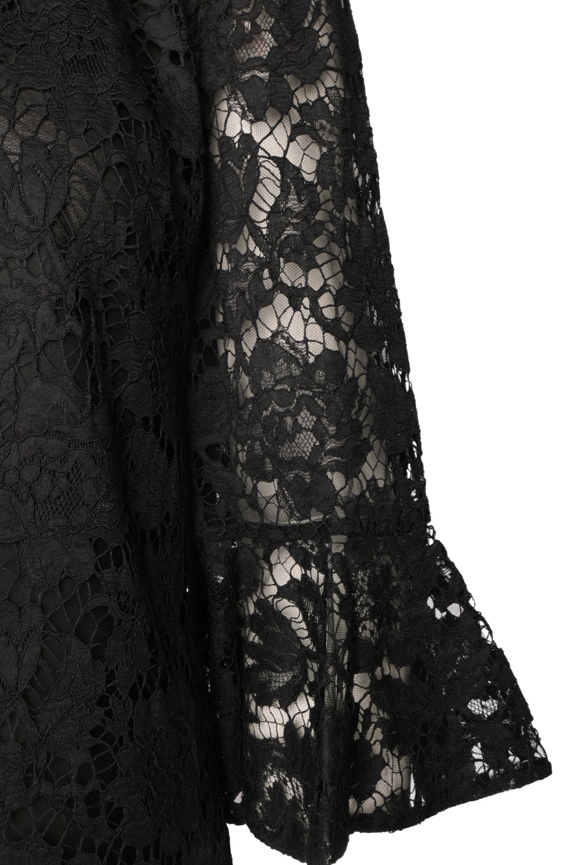 Valentino Size 10 Lace Flutter Sleeve Shift Dress