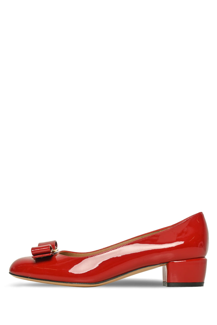 Ferragamo Size 5 Vara Bow Pumps