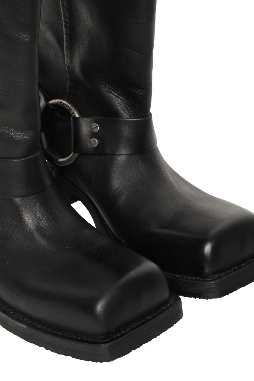 Acne Size 40 Leather Buckle Boots