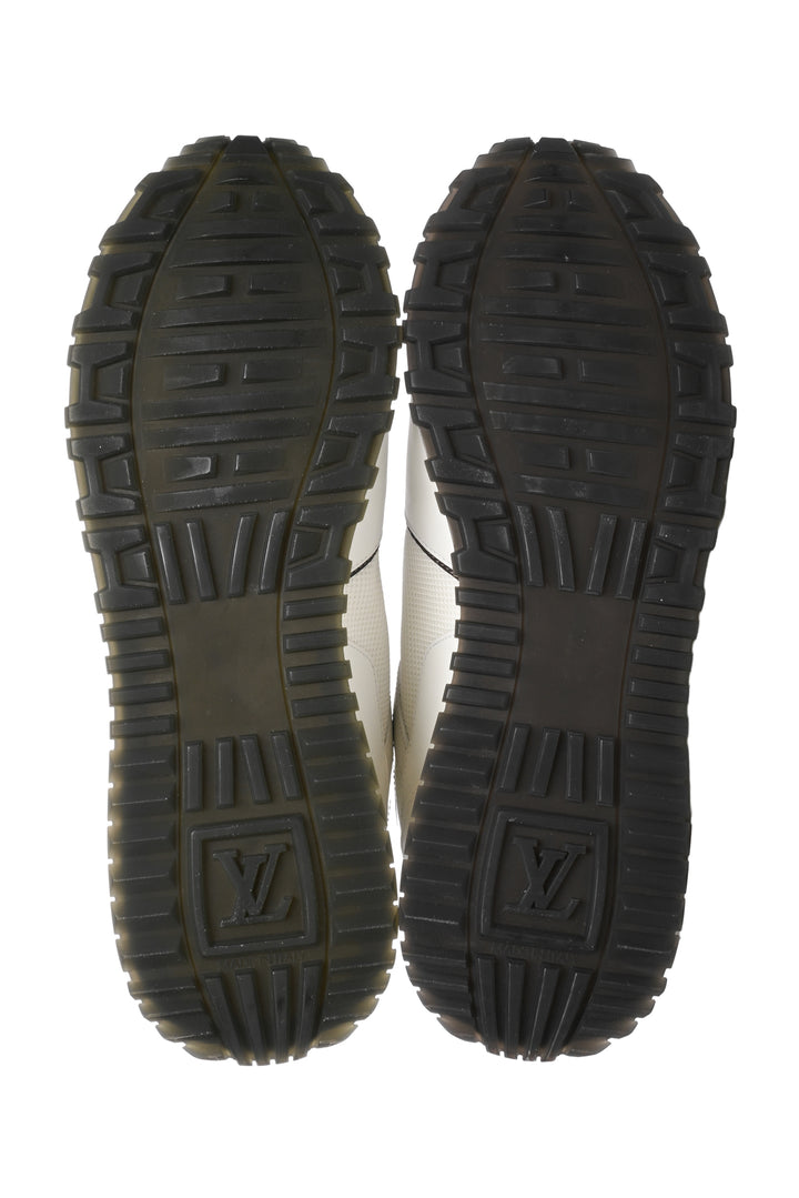 Louis Vuitton Size 38 Monogram Run Away Sneaker
