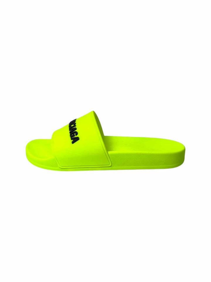 Balenciaga Size 6 Pool Side Rubber Logo Flats