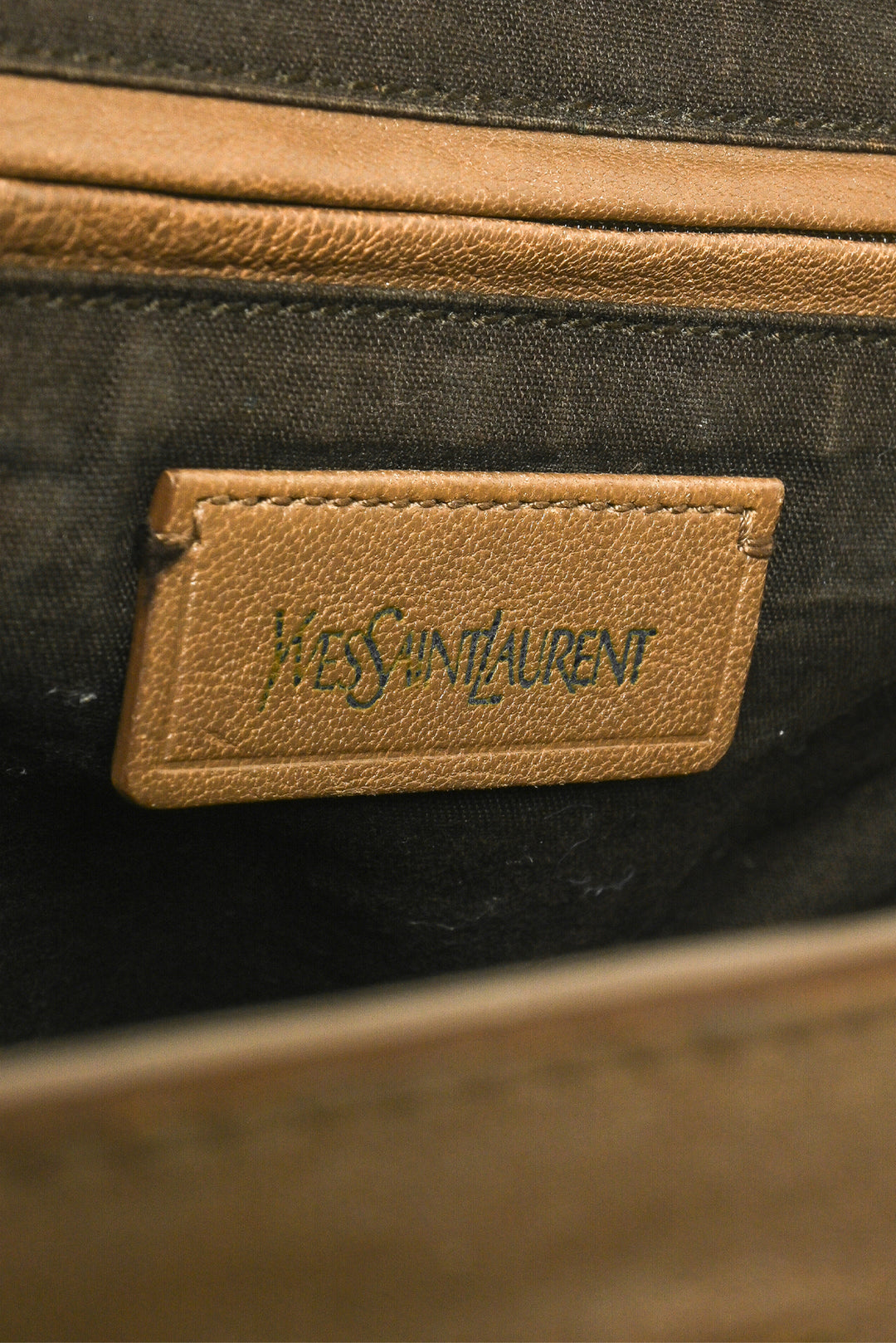 Saint Laurent Medium Cabas Chyc Tote