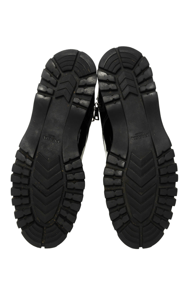 Prada Size 39 Calzature Donna Patent Leather Combat Boots