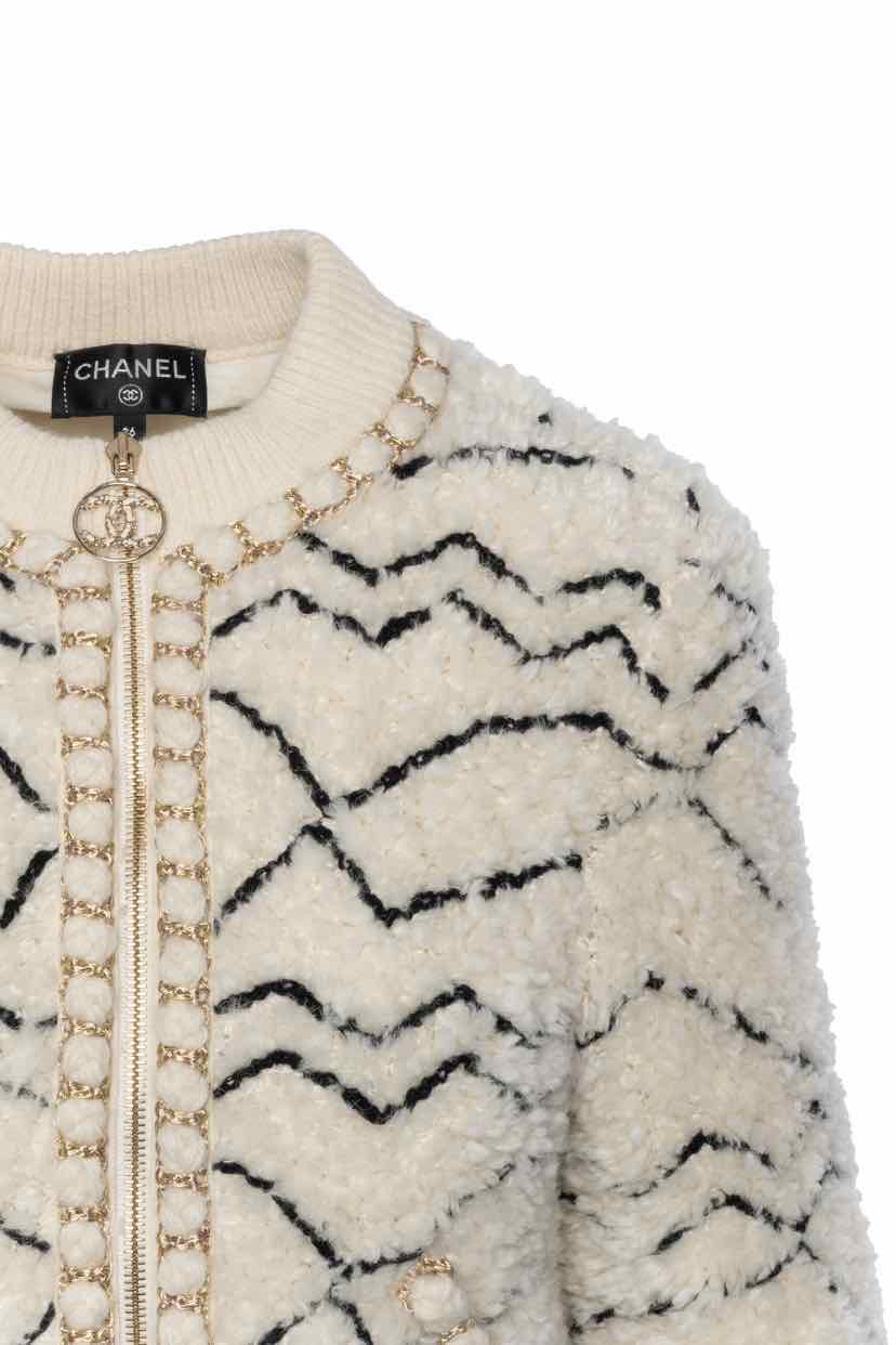 Chanel Size 36 2019 Patterned Faux Shearling Jacket