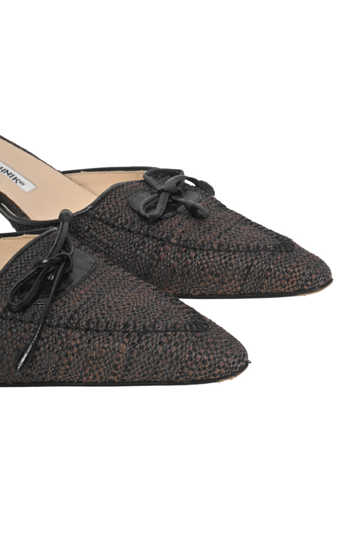 Manolo Blahnik Size 41 Woven Pumps