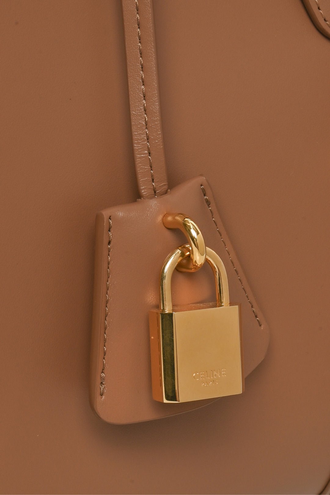 Celine 2023 Medium Classique 16 Bag