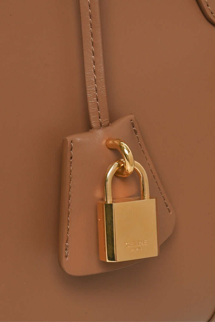 Celine 2023 Medium Classique 16 Bag