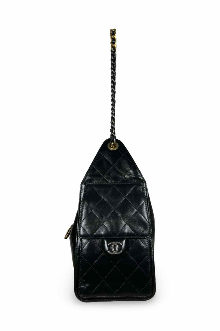 Chanel 25 Small Hobo