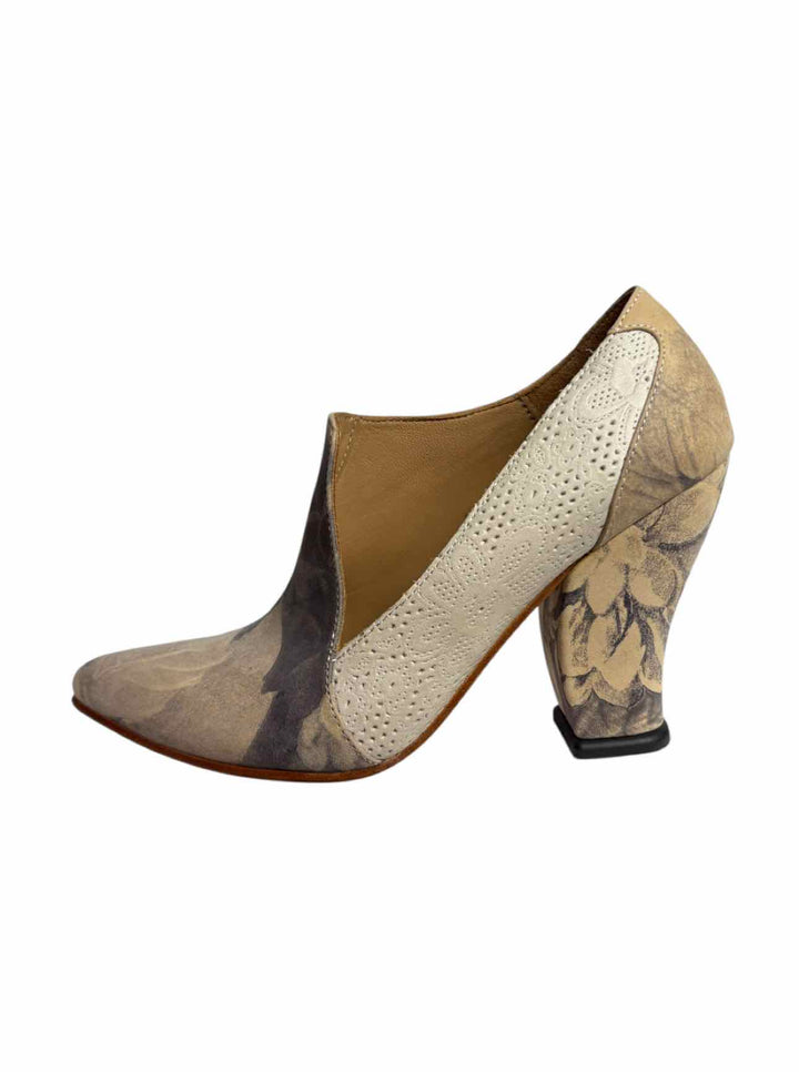 John Fluevog Size 6 Kendra Floral Leather Pumps