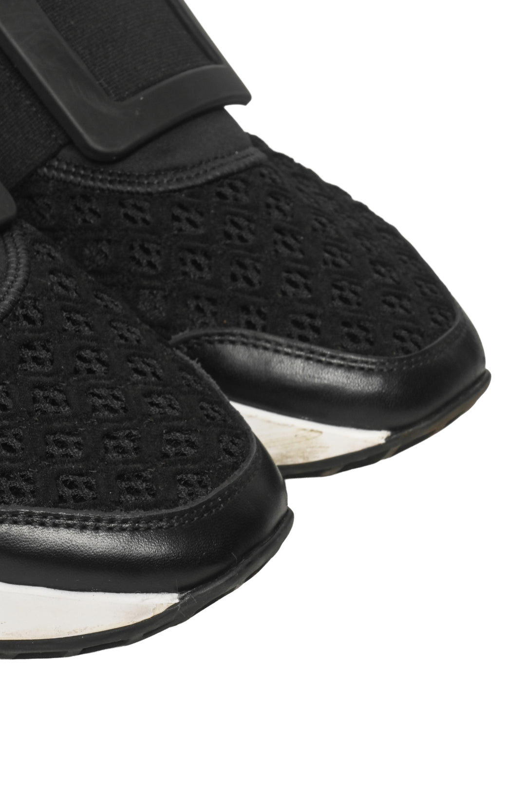 Roger Vivier Size 37.5 Viv' Run Sneaker