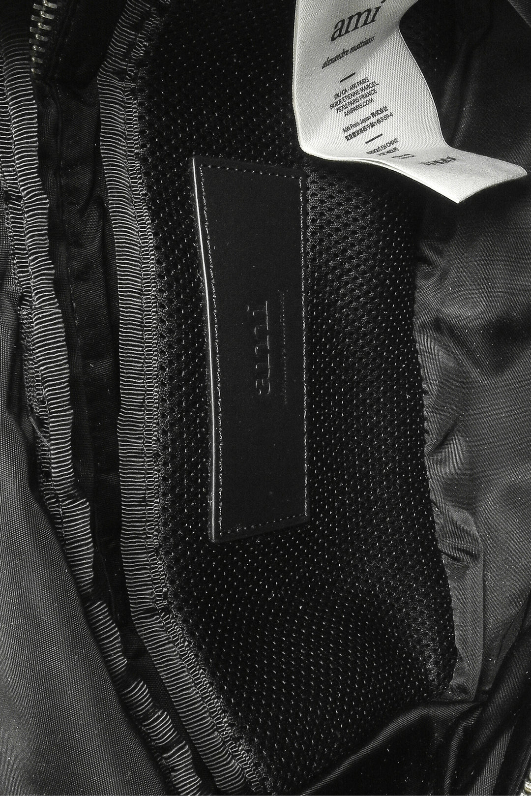 Ami Ami De Coeur Crossbody Messenger Bag