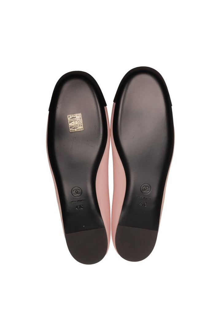 Chanel Size 41 2024 Pearlescent Lambskin Mary Jane Flats