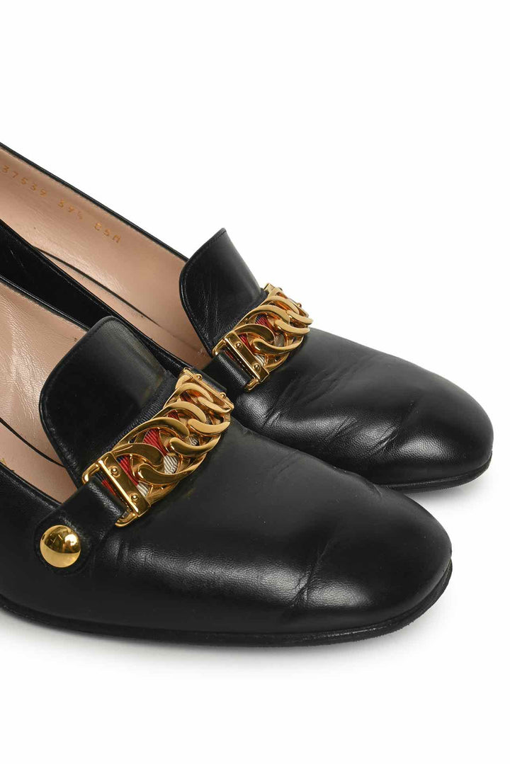 Gucci Size 39.5 Sylvie Web Chain Pumps