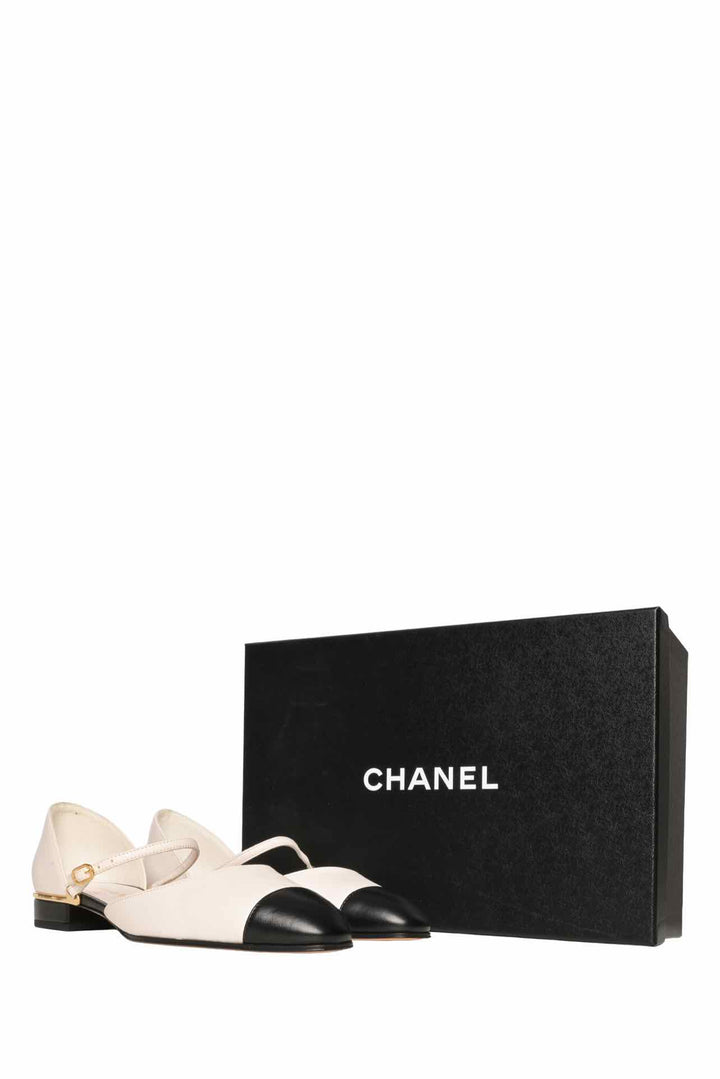 Chanel Size 36 Leather CC Cap Toe Ankle Strap Flats