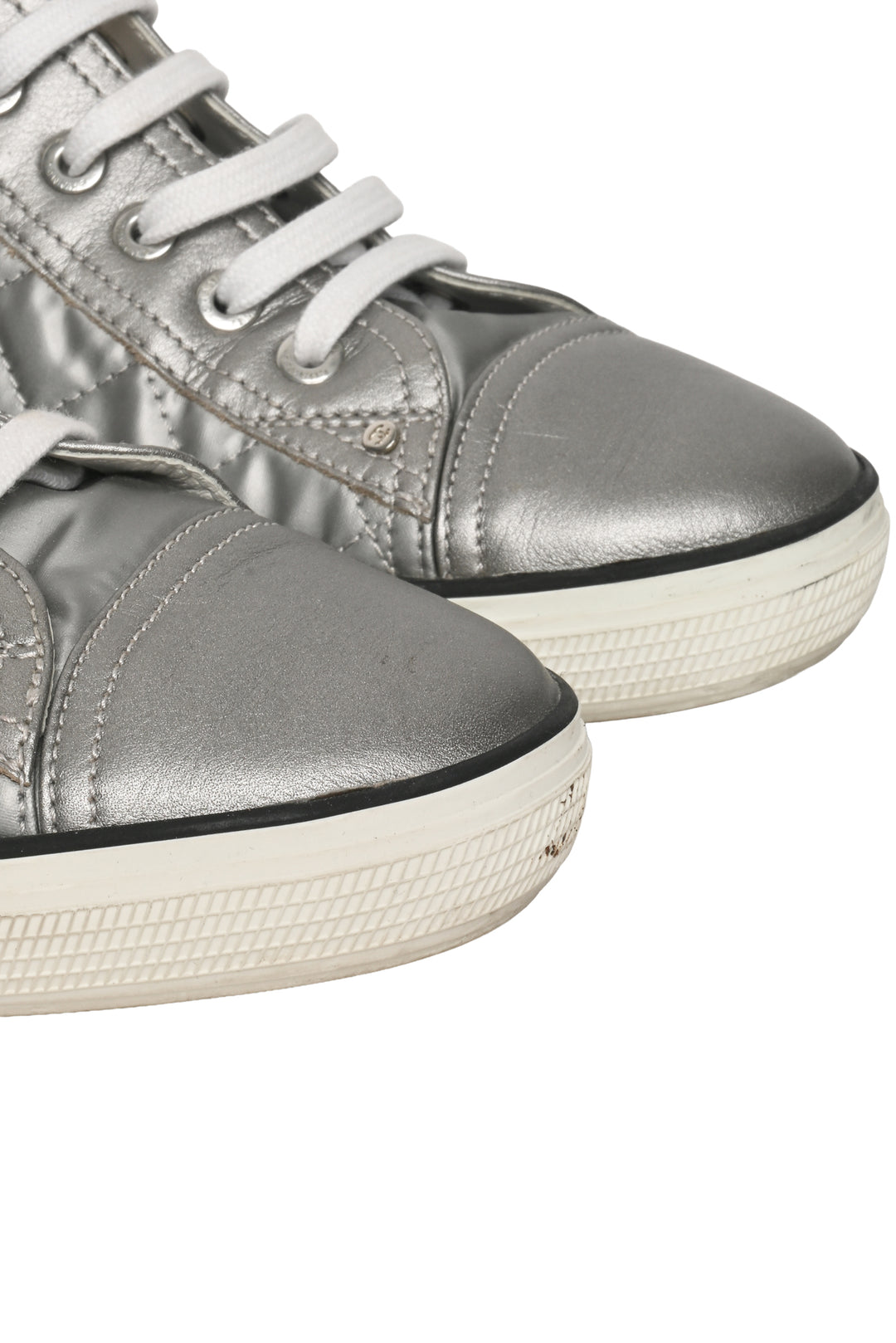 Chanel Size 39 Metallic Leather & Nylon Quilted CC Low Top Sneaker