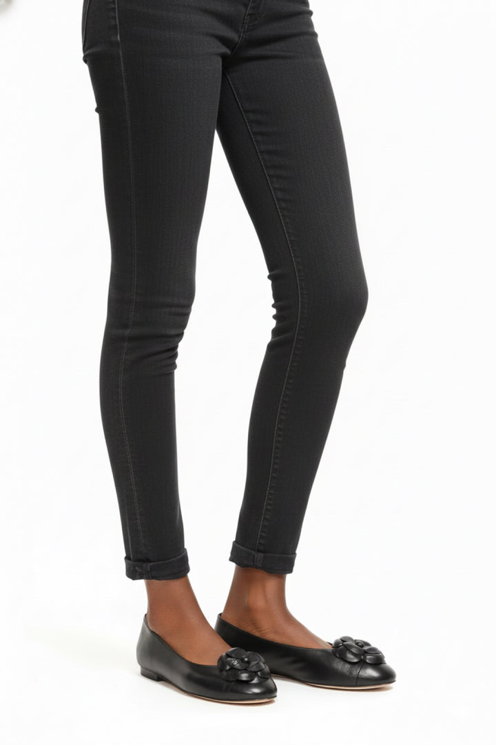 Chanel Size 38 Camellia Ballet Flats