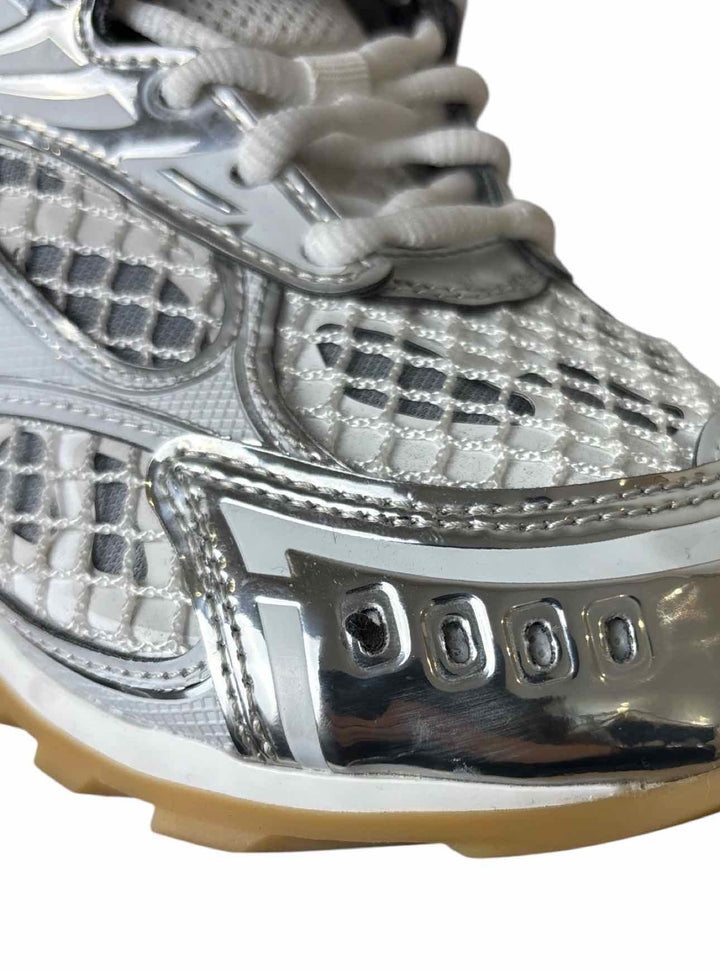 Bottega Veneta Size 38 Orbit Tech Fabric Metallic Sneaker