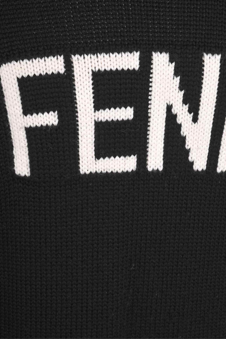 Fendi Size 44 Men's Logo Intarsia Wool Sweater