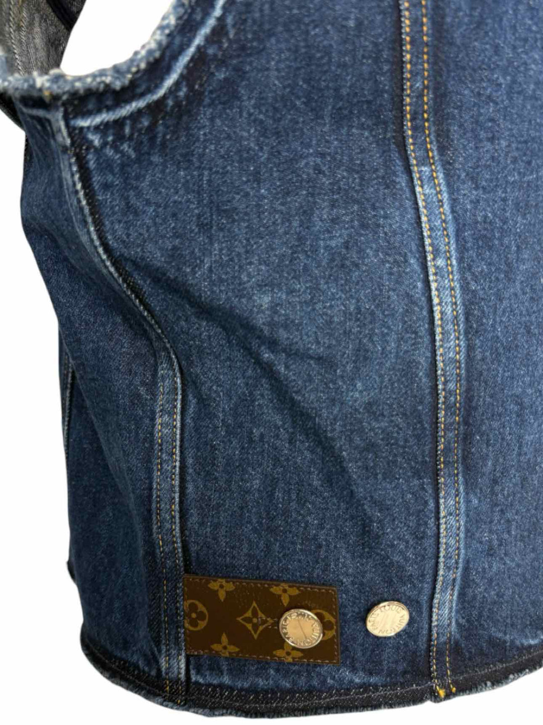 Louis Vuitton Size 36 Distressed Denim Vest