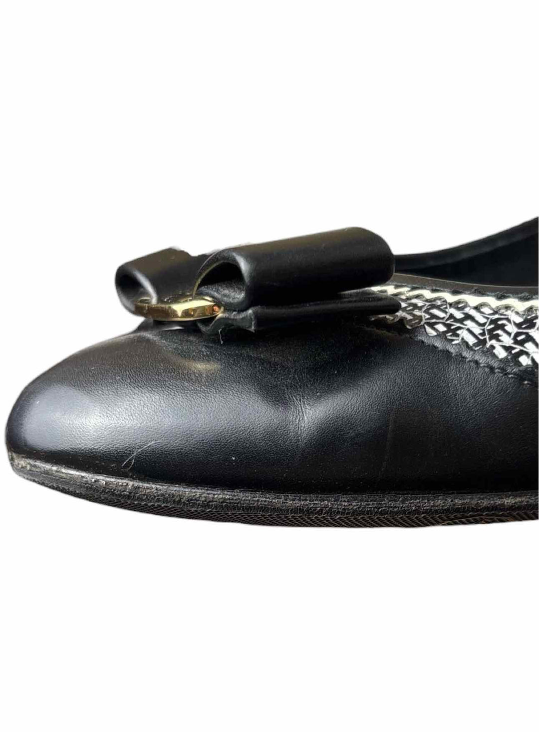 Ferragamo Size 8 Vara Leather Pumps