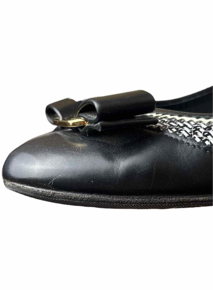 Ferragamo Size 8 Vara Leather Pumps