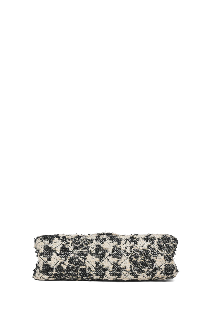Chanel 2010-2011 Tweed Camellia Quilted 2.55 Reissue 226 Double Flap Bag