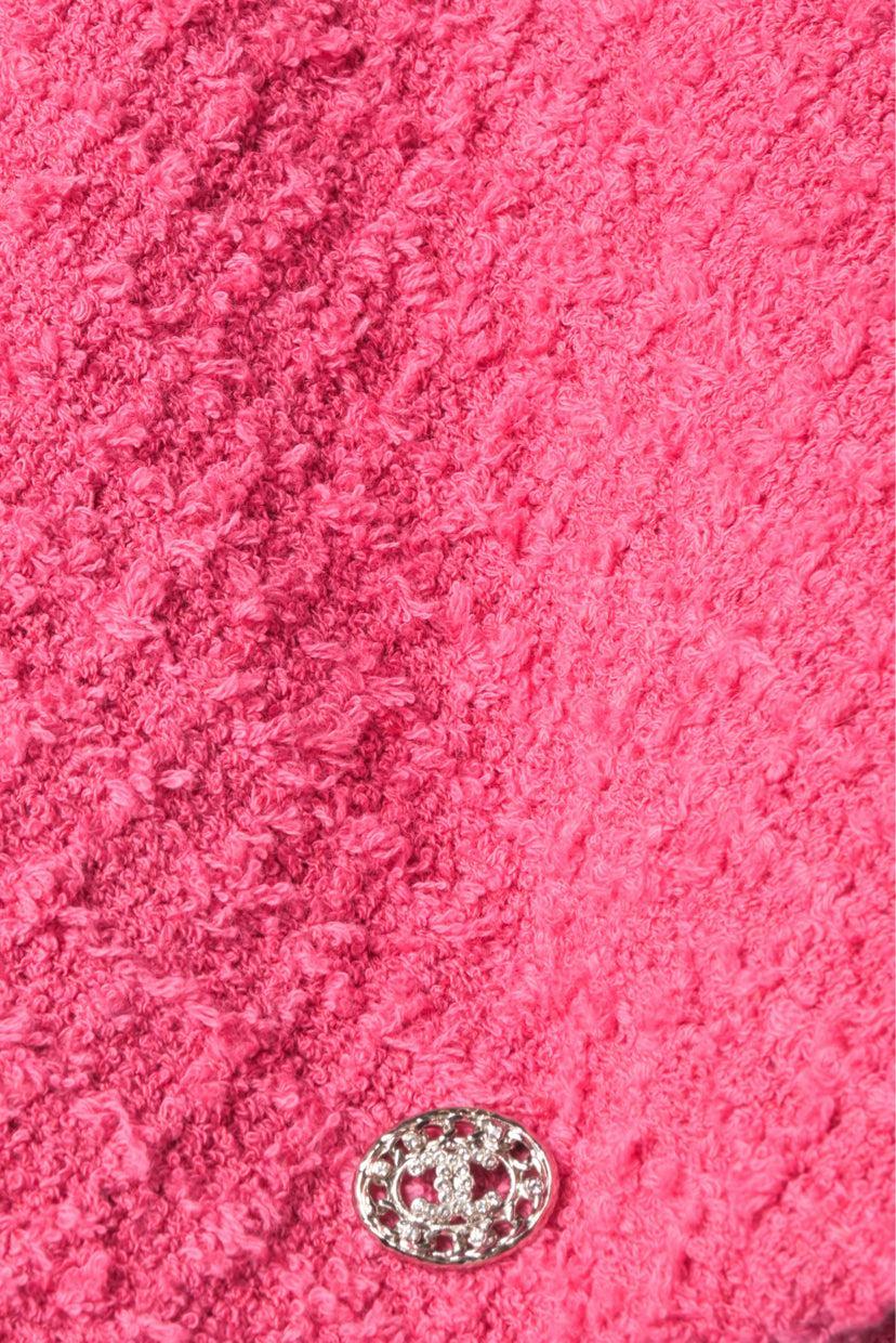 Chanel Size 38 Collarless Cropped Cardigan