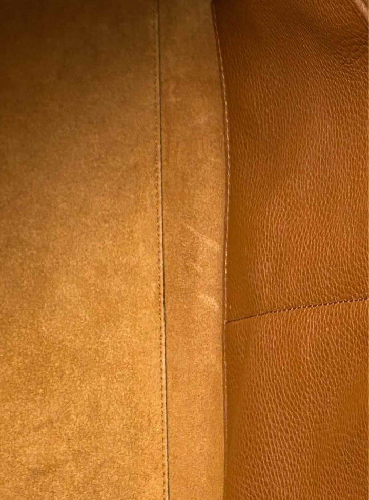 Valentino Garavani Large Calfskin Rockstud Tote