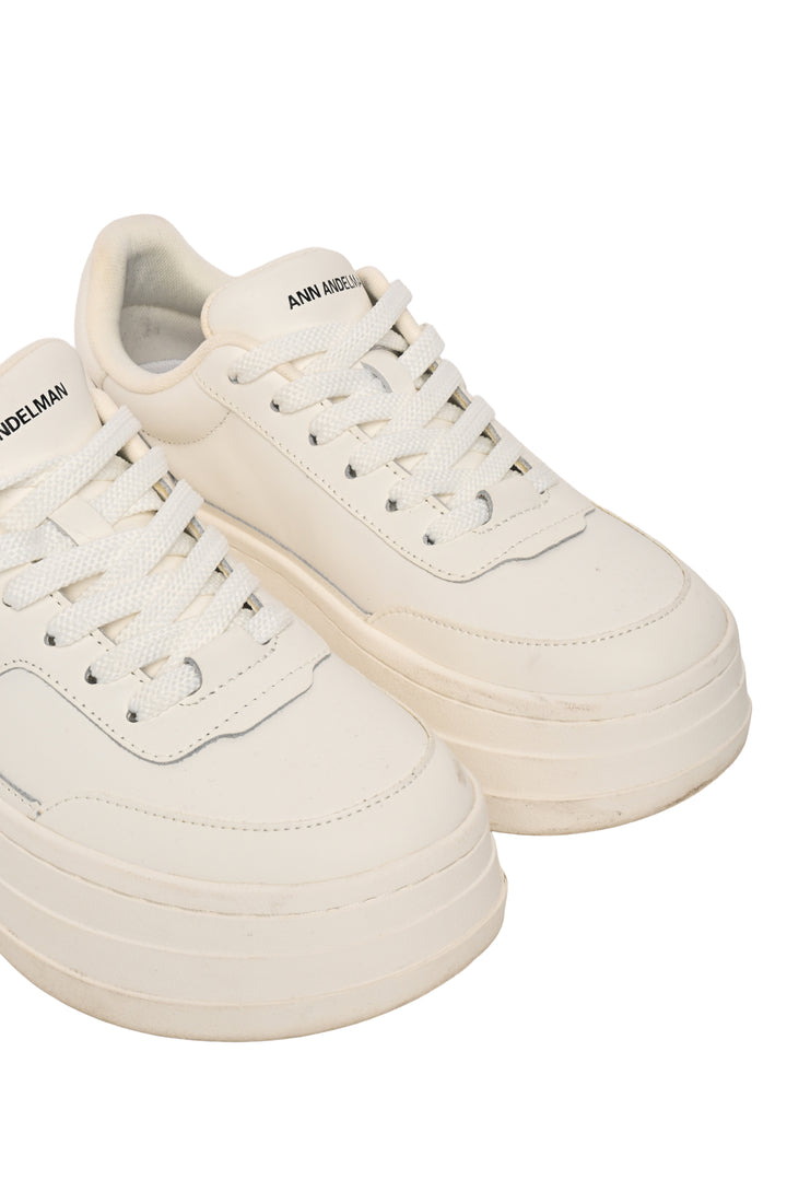 Size 36 Sneaker