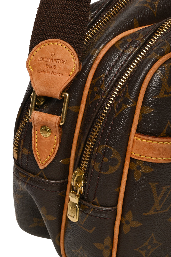 Louis Vuitton 2000 Monogram Reporter PM Crossbody