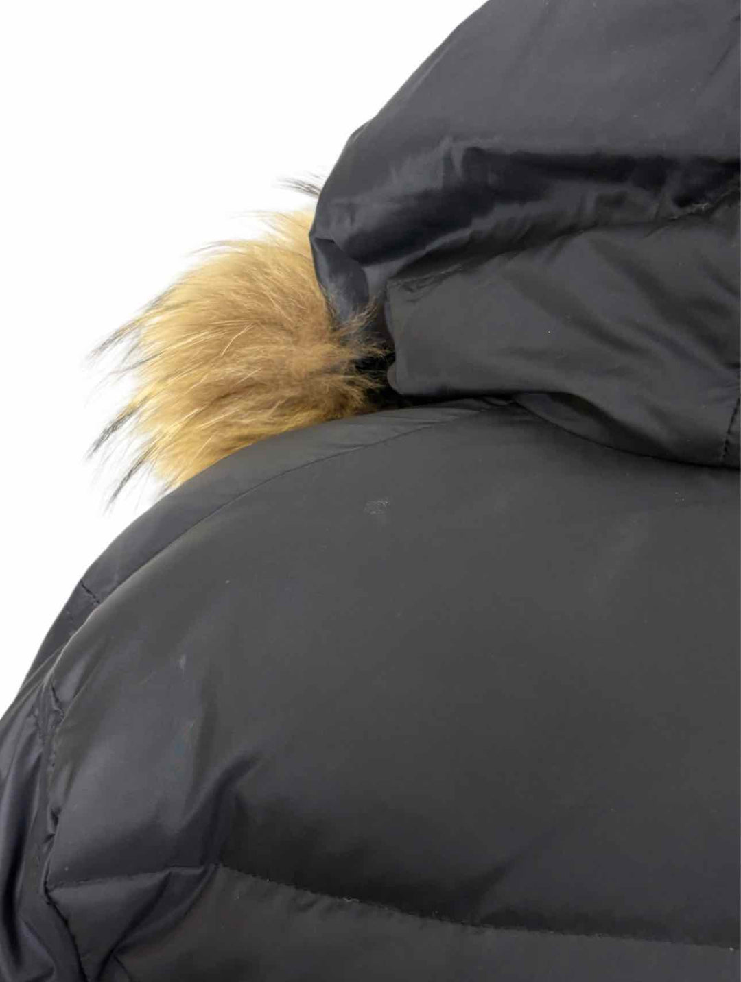 Burberry London Size 46 Quilted Poly Fur Trimmed Coat