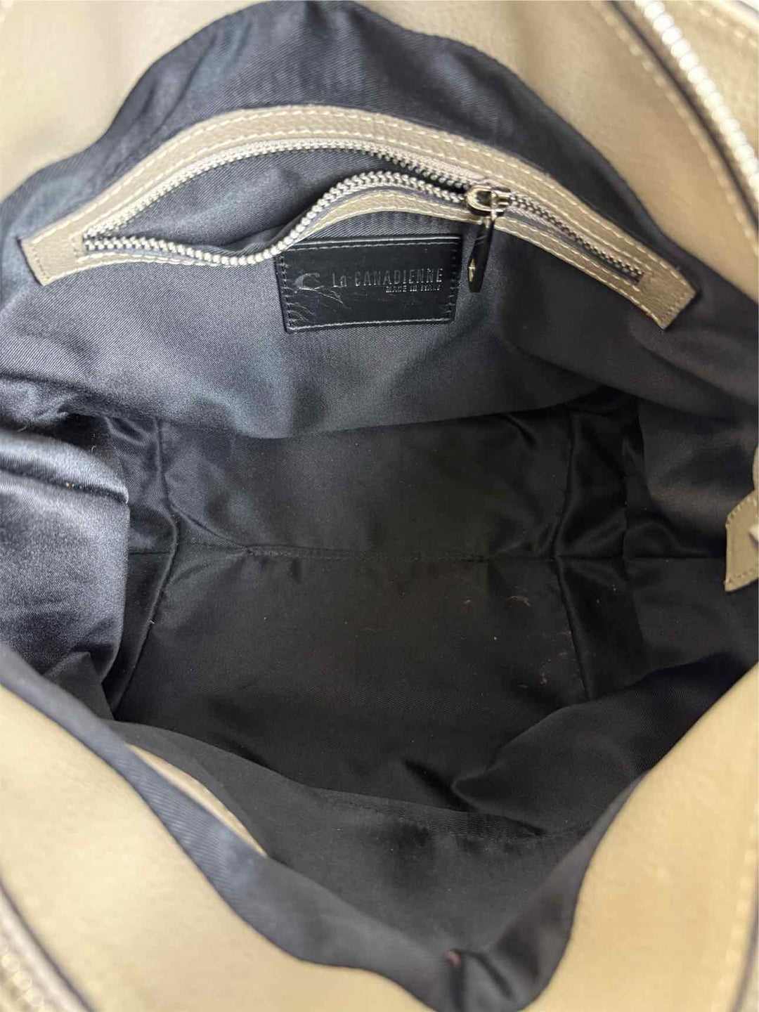 La Canadienne Maisie Taupe Leather  Purse