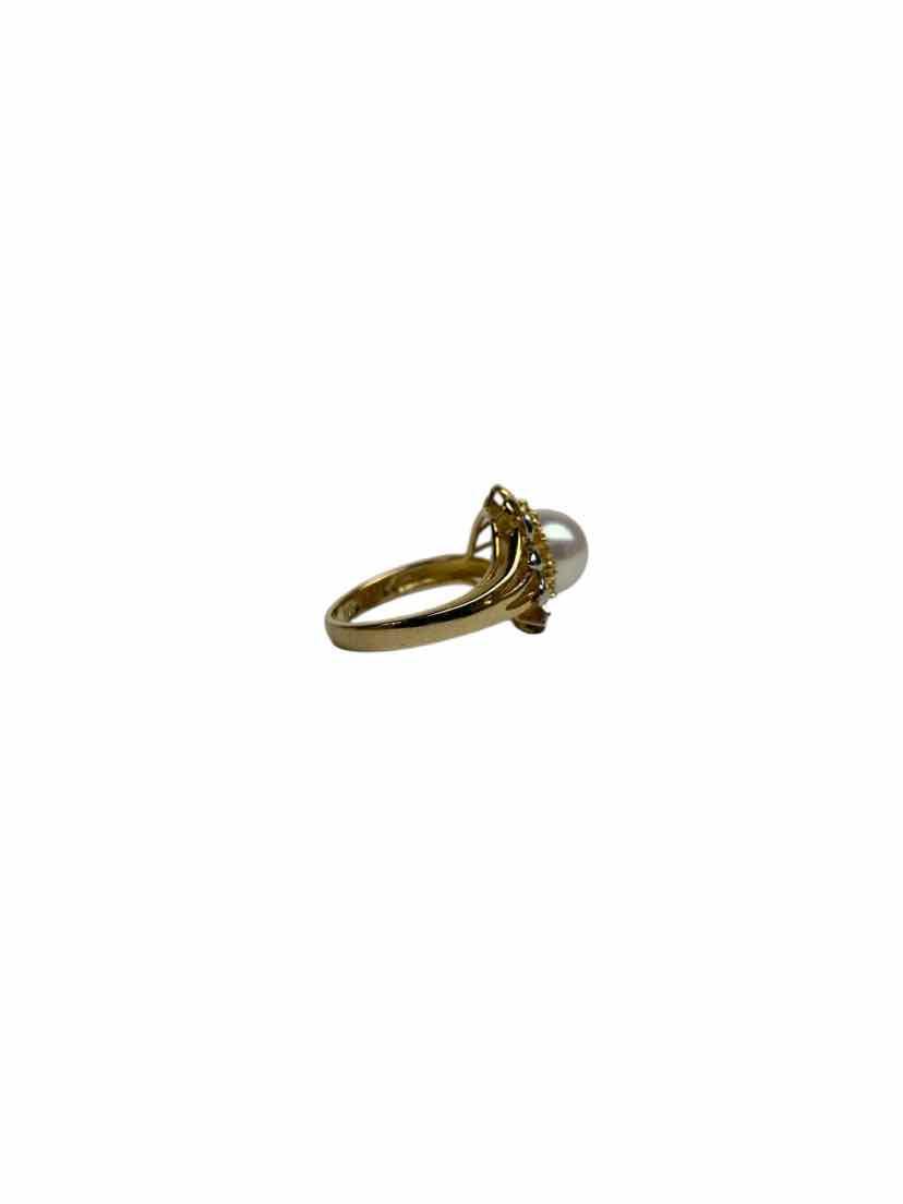 14Kt Gold & Silver Size 6 Ring With Pearl & Diamonds