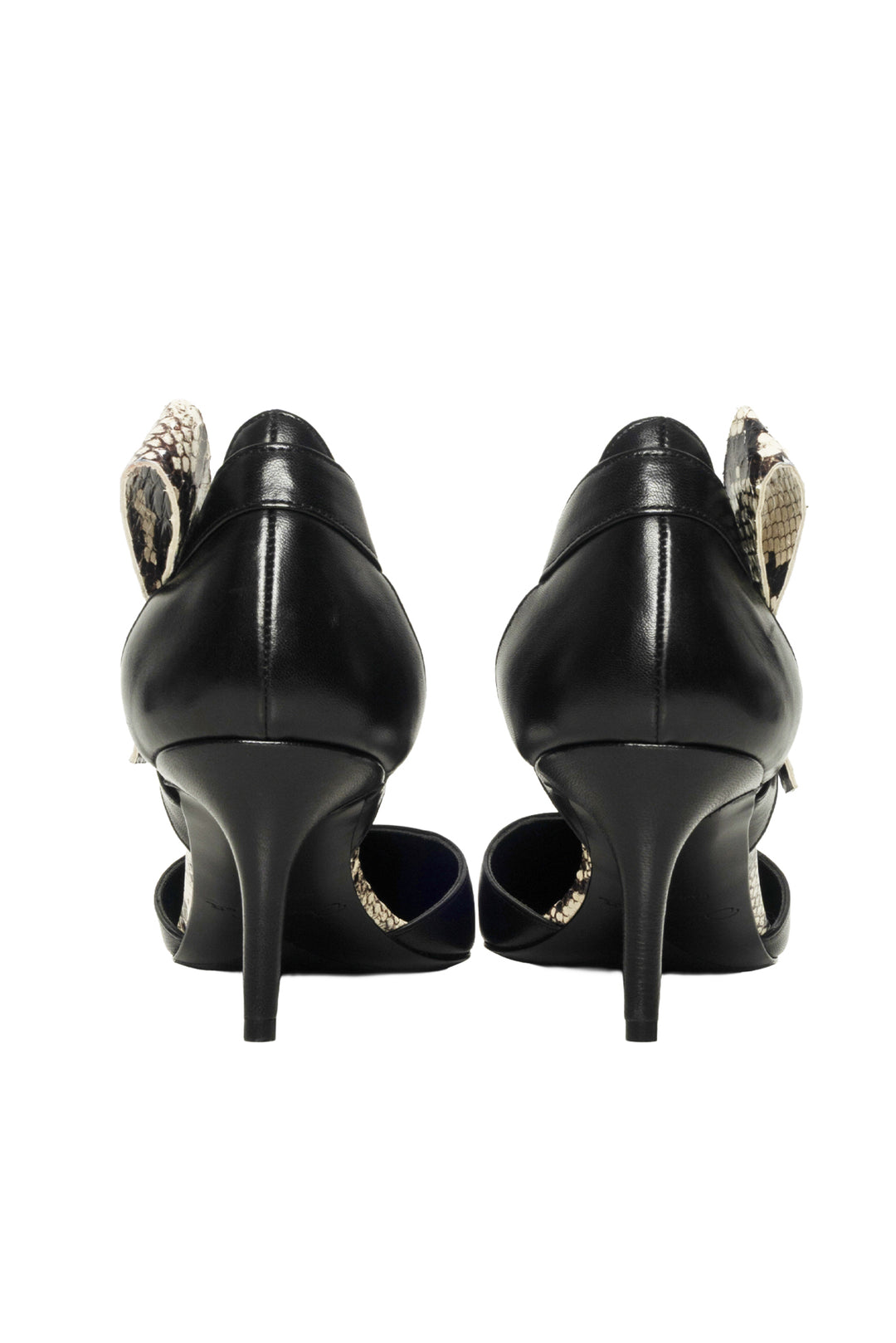 Oscar De La Renta Size 40 Pumps