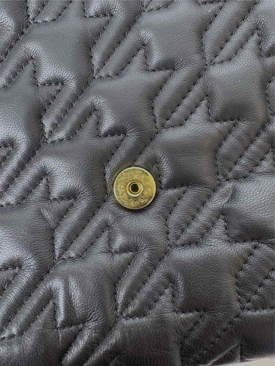 Alexander Mcqueen Quilted Leather Double Skull Purse
