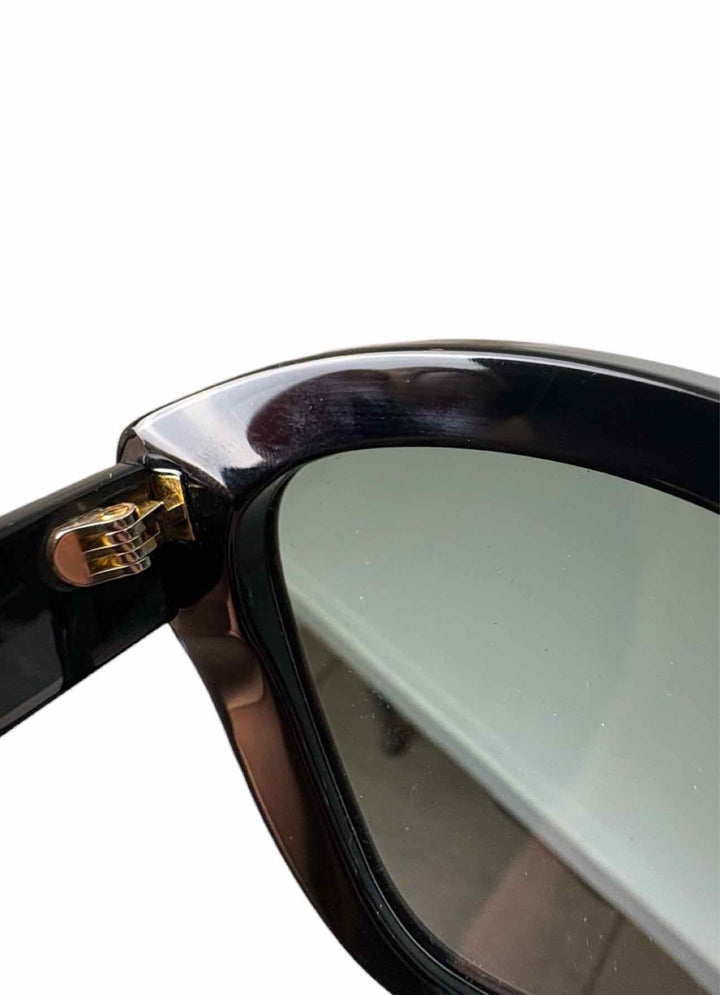 Gucci Size Oversized Logo Sunglasses Eyewear