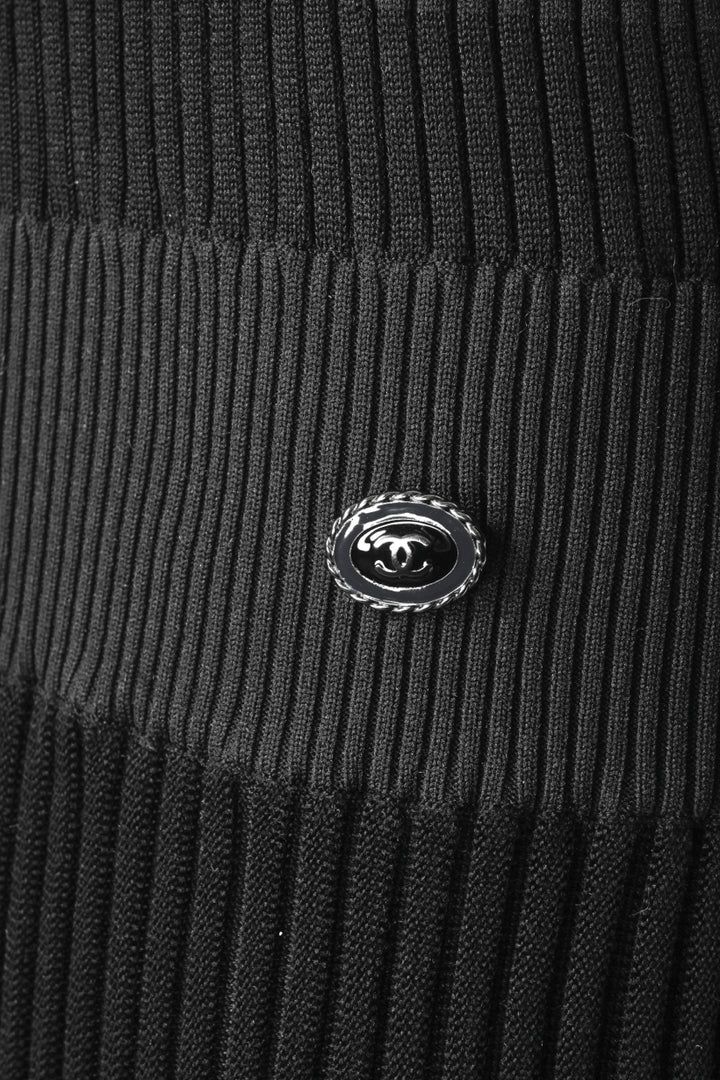 Chanel Size 40 Interlocking CC Ribbed Long Sleeve Dress