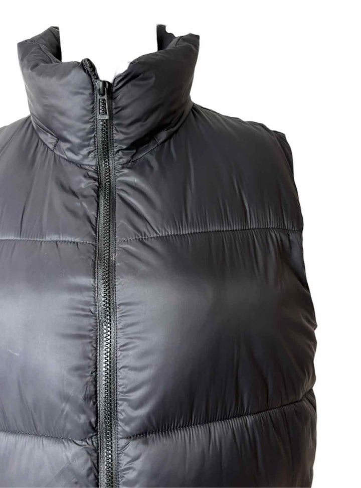 Hugo Boss Size L Vest