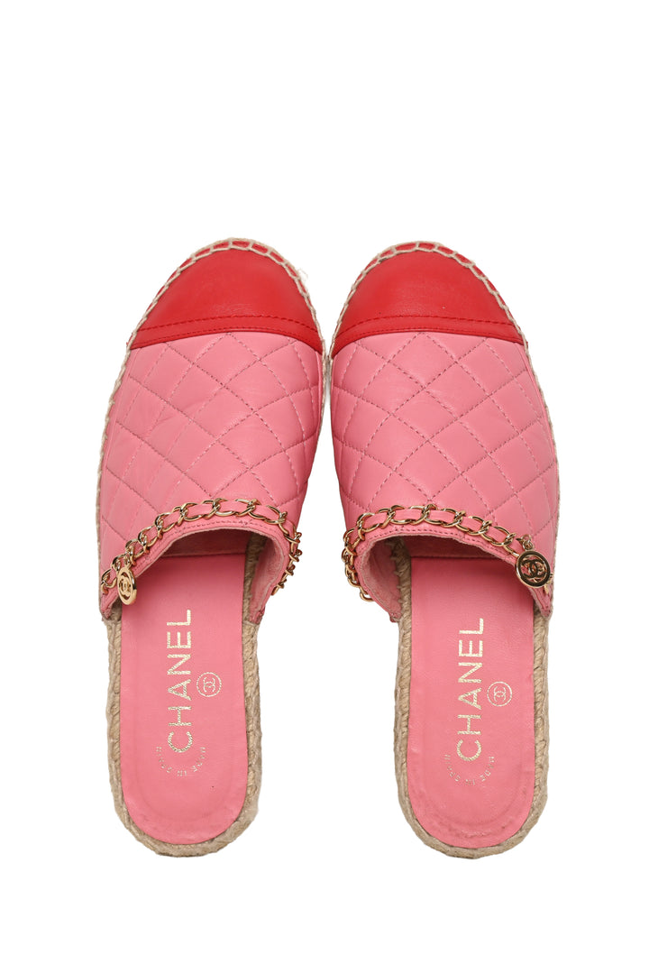 Chanel Size 36 Quilted Leather Chain Espadrille Mule Flats
