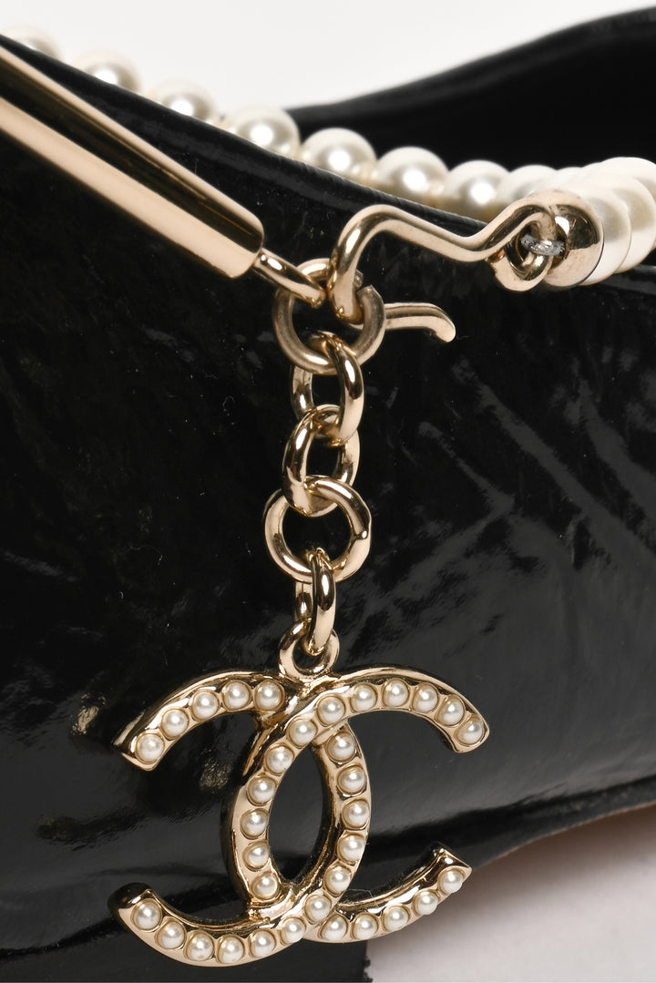 Chanel Size 38 Shiny Lambskin Cap Toe Pearl Chain Ballerina  Flats
