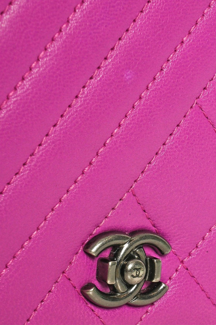 Chanel 2014-2015 Coco Boy Quilted Lambskin Wallet On Chain Crossbody