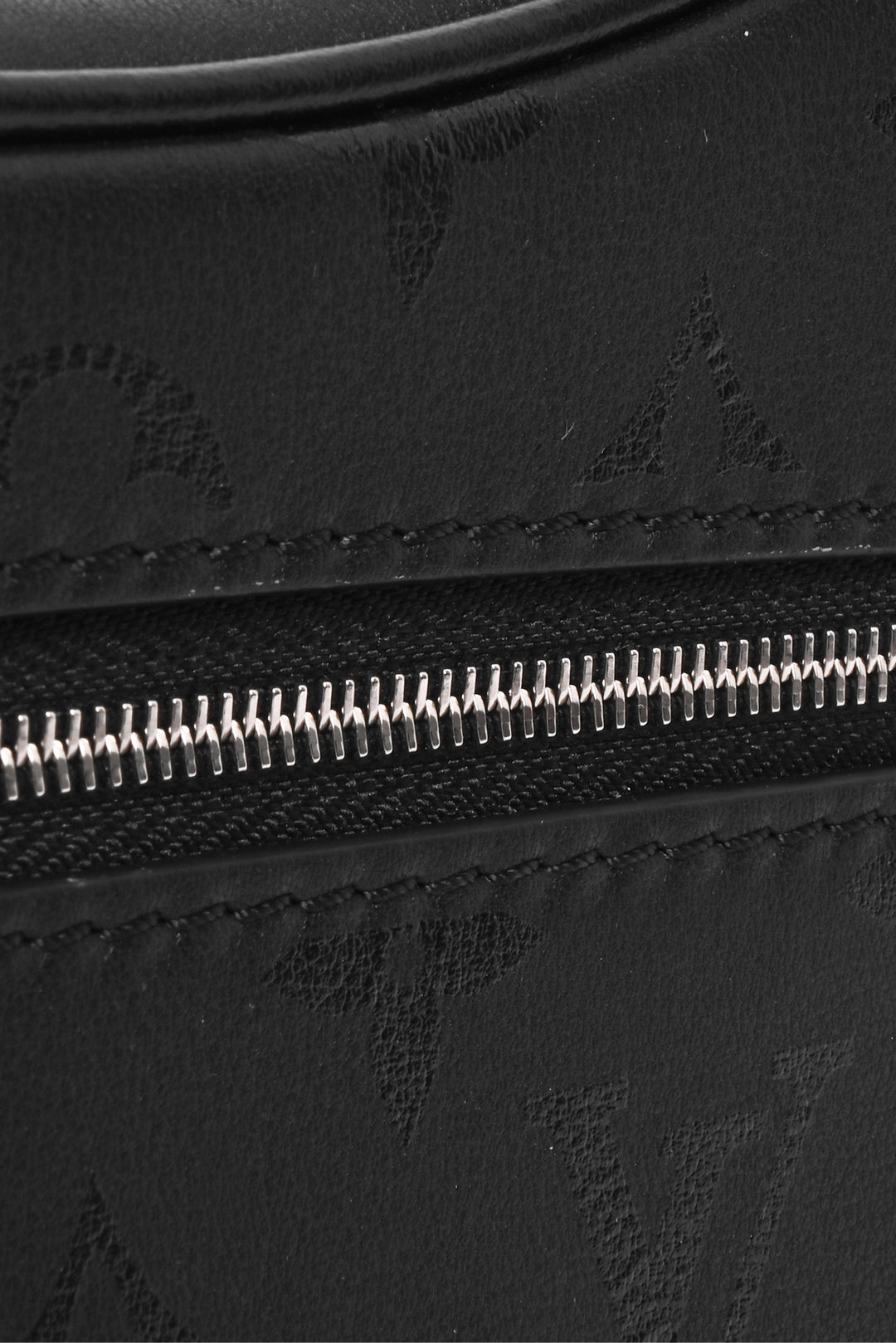 Louis Vuitton Loop PM