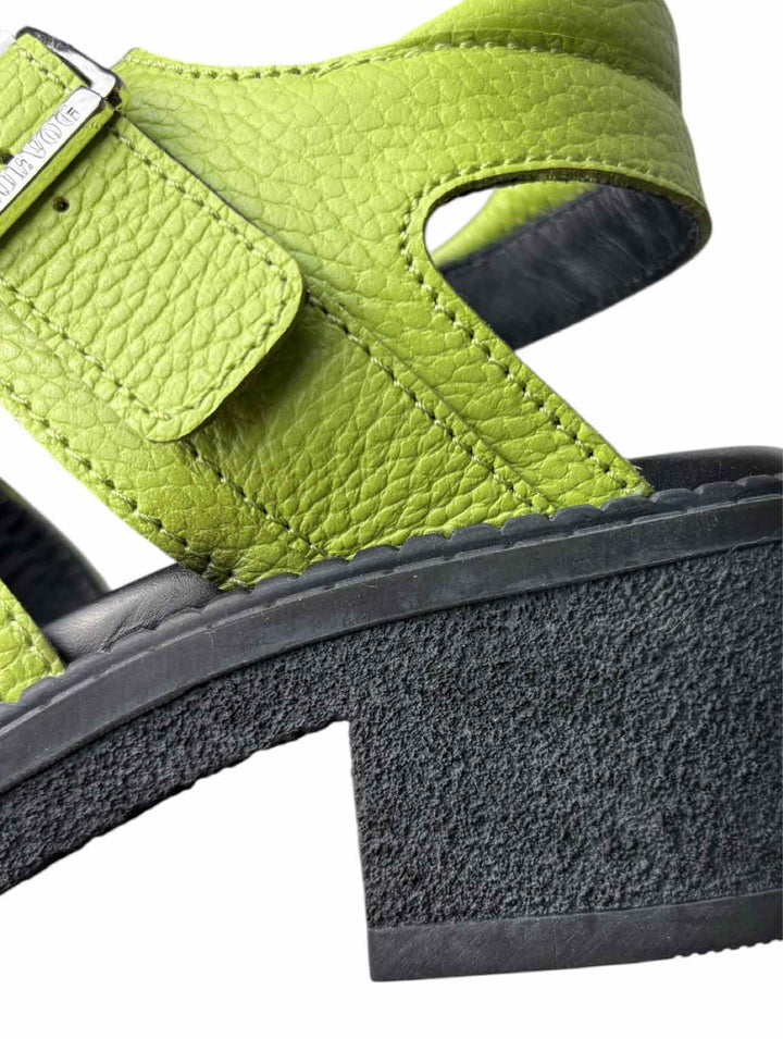 Fluevog Size 9 Dawdler Triple Strap Leather Sandals